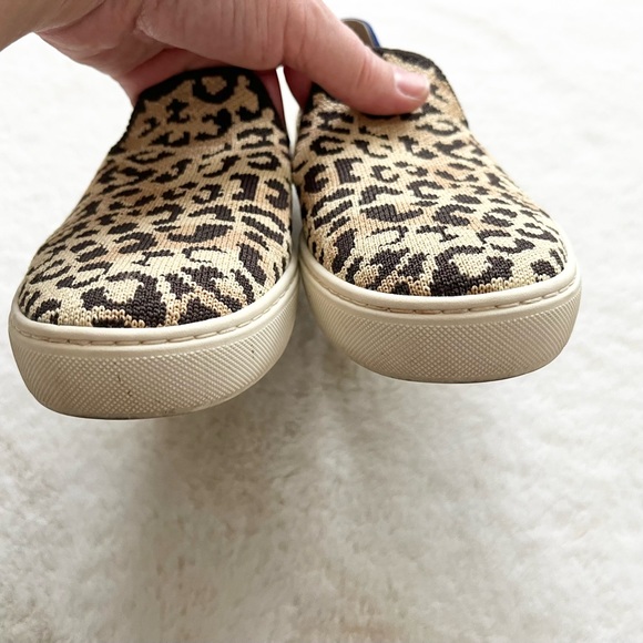 ROTHY’S Leopard Print Slip On Sneakers Camo Cat Women Size 7.5 Trendy Chic - Picture 3 of 8